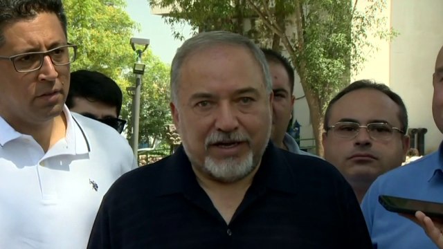 Israeli Defense minister Sends a Message to Syria's Assad