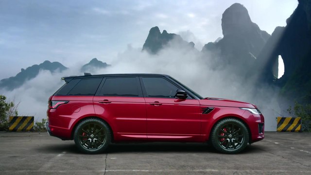 World First as a Range Rover Sport PHEV Climbs to China’s Heaven’s Gate Trailer