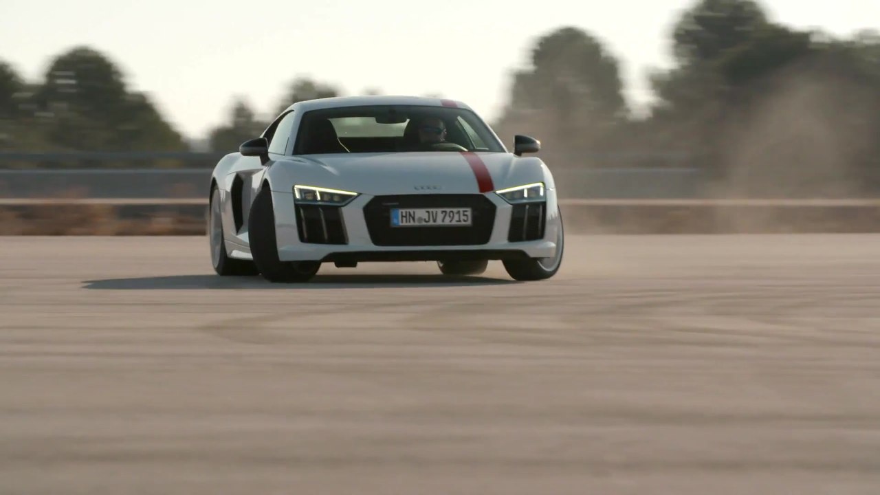 Audi R8 Spy­der V10 RWS Skidpad