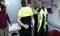 İki kardeş arasında çıkan bıçaklı kavgada polis yaralandı