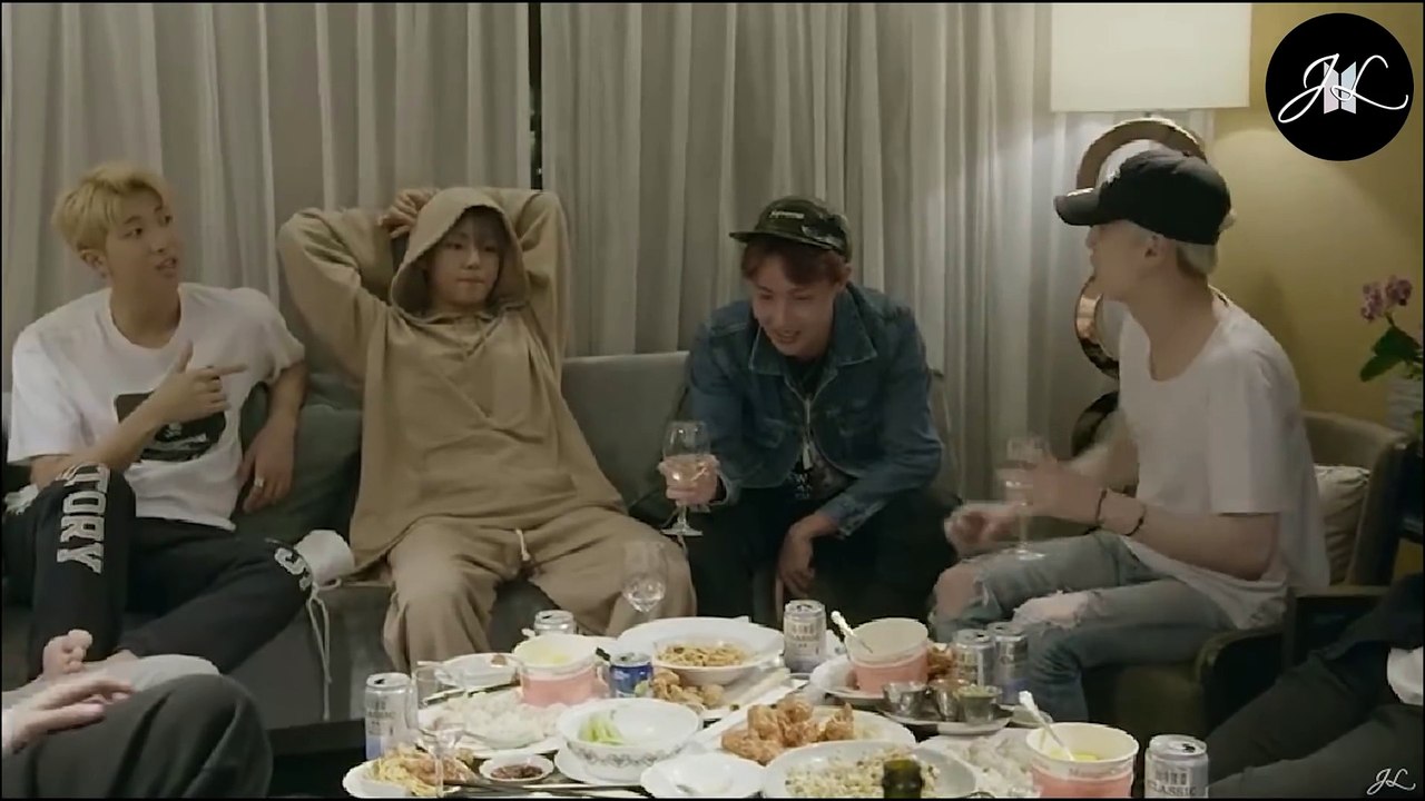 [Eng Es PT Sub] BTS SUGA - A REAL GENIUS REACTION behind the story of his birthday surprise