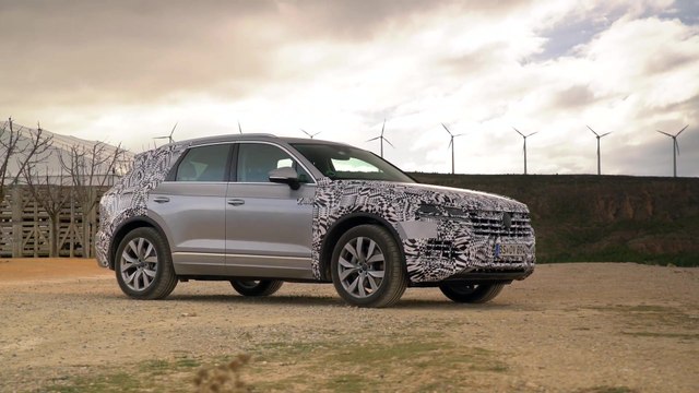 The all-new VW Touareg COVERT DRIVE SPAIN Design in Antimon Silver