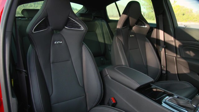 Opel Insignia GSi Grand Sport Interior Design