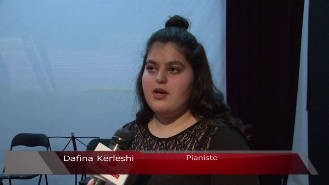 Kori dhe orkestra e shkollës së muzikës ''Prenk Jakova'' me koncert për pavarësinë - Lajme