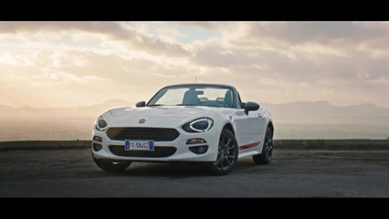 Fiat 124 Spider S-Design Trailer