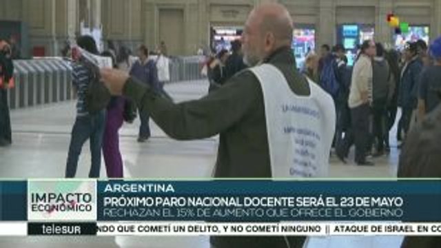 Docentes de Argentina vuelven a movilizarse, exigen paritarias justas