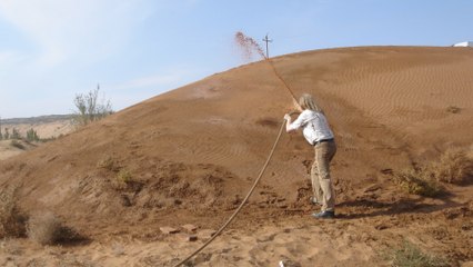 Spraying this material on desert sand will turn it into green, fertile land