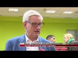 Karl Bildt: Shqipëria meriton negociatat - News, Lajme - Vizion Plus