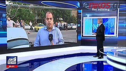 «Άνοιξε η γη» σε πάρκινγκ στον Ταύρο - Τρία αυτοκίνητα βρέθηκαν στο κενό - ΒΙΝΤΕΟ