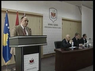 Fjala e Fazli Hoxhës në kuvendin komunal në Gjakovë