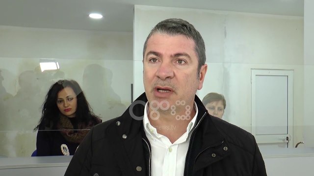 Ora News - Gjiknuri në ujësjellësin e Beratit: Jo më investime nëse nuk ka performancë