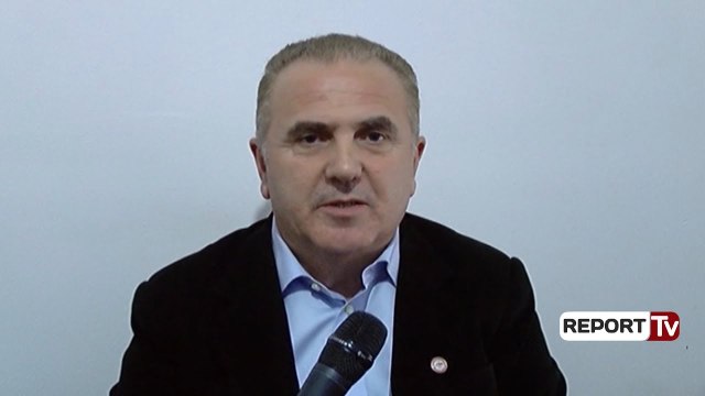 Report TV - Kol Nikolla: Njësimi i diplomave, ulje page për 30 % të mësuesve