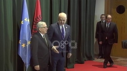 Ora News - Juncer dhe Hahn në Tiranë, priten nga Rama