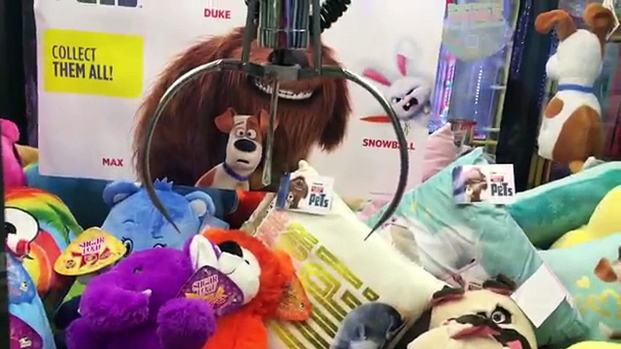 OMG PLEASE STAY!! 8 AWESOME CLAW MACHINE WINS!!