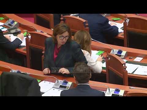 Xhafaj paralajmëron Bashën, i përmend familjen dhe pasurinë. Basha: Vettingu të nisë nga ministri