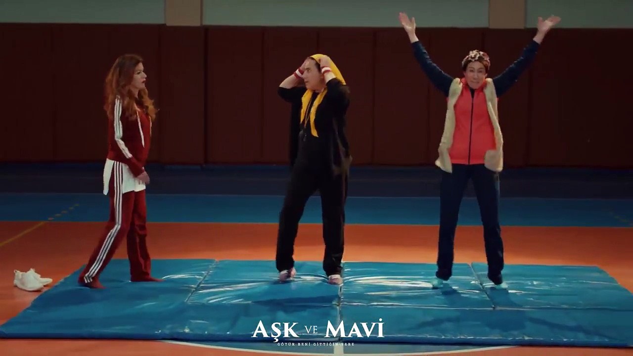 Aşk ve Mavi 65.Bölüm - Kozlarını paylaşan Hasibe ve Elmas!