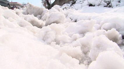 Bora izolon fshatrat në Qarkun e Elbasanit - Top Channel Albania - News - Lajme