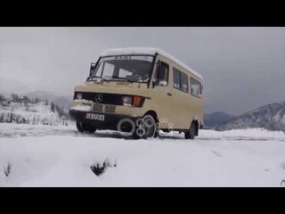 Ora News - Bora mbyll shkollat, pezullohet mësimi në 321 institucione në të gjithë vendin