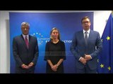 Merkel takon Vuçiçin - Top Channel Albania - News - Lajme