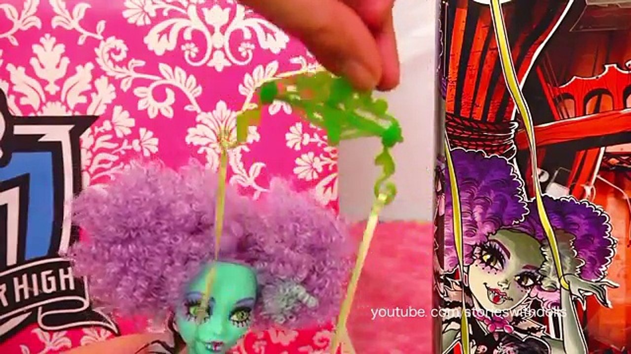 Monster High Big Surprise Box With Dolls and Toys from Freak du Chic, MH Vinyls, Playsets, and More