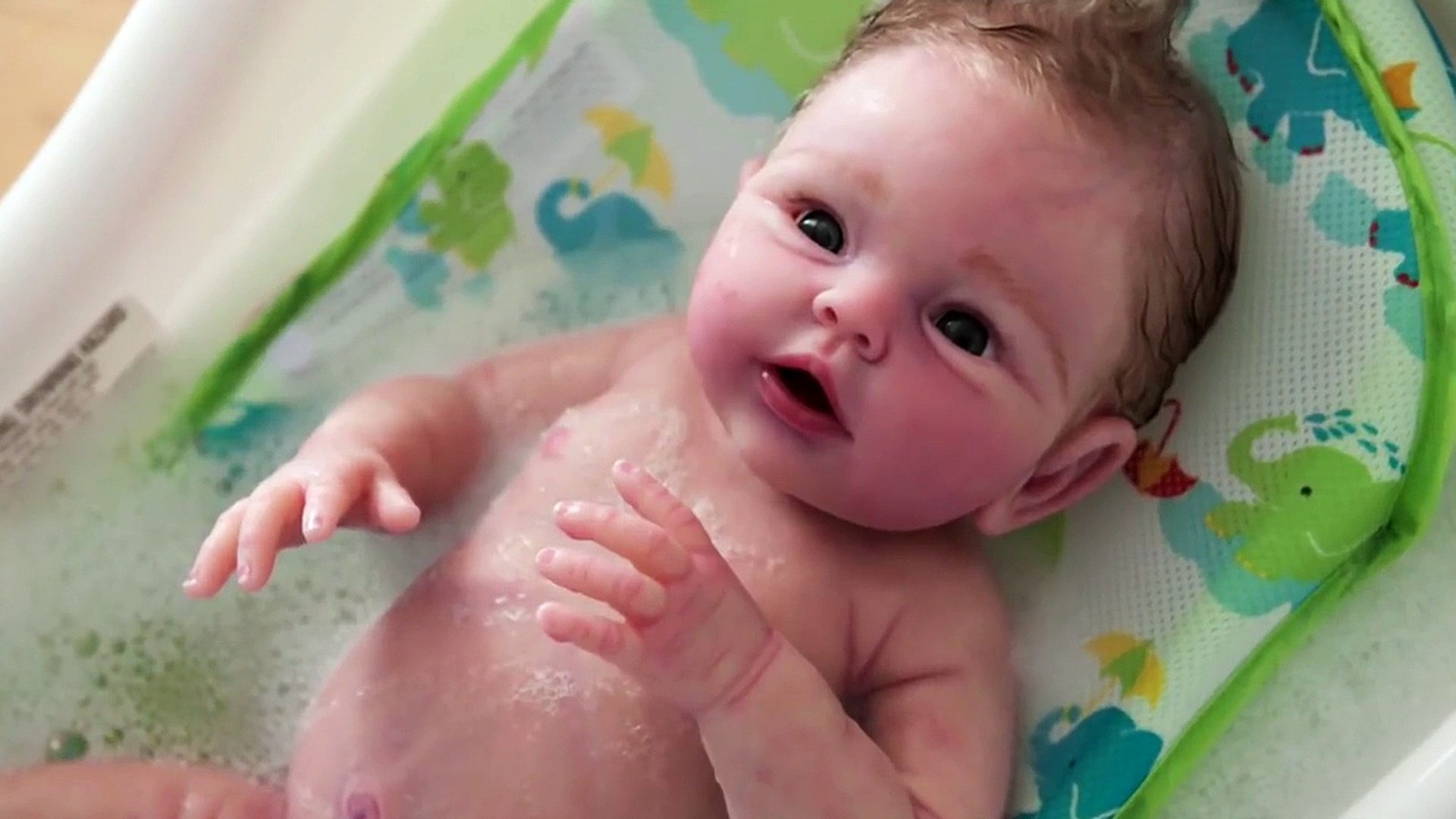 Hora Do Banho Bebe De Silicone Video Dailymotion