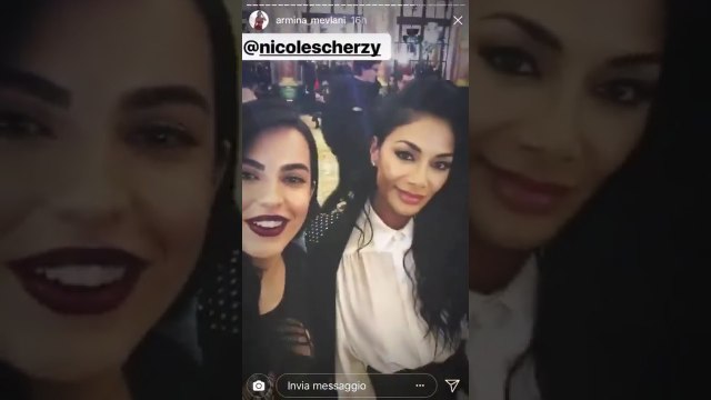 Nicole Scherzinger përshendet dhe puth shqiptarët - Top Channel Albania - News - Lajme