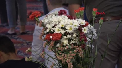 Edirne'de Eski Cami, 5 Bin Çiçekle Donatıldı