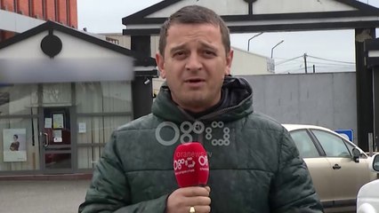 Ora News - Tiranë, grabitësit s'marrin dot kasafortën e bankës, ikin me 20 mijë lekë