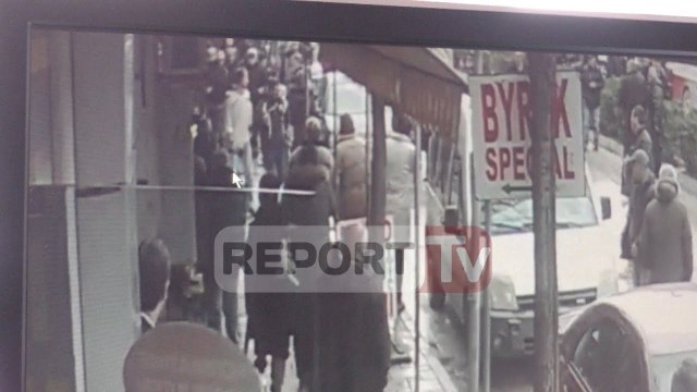 Grabitën pikën e këmbimit valutor në Fier/ Ja momenti arrestimit të autorëve