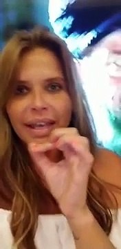 Nazarena Vélez junto a Barbie y su novio Lucas Rodríguez