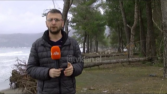 Zhduket bregdeti i Kunes ne Shengjin