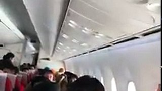 Air India, un hublot s'enlève pendant le vol !