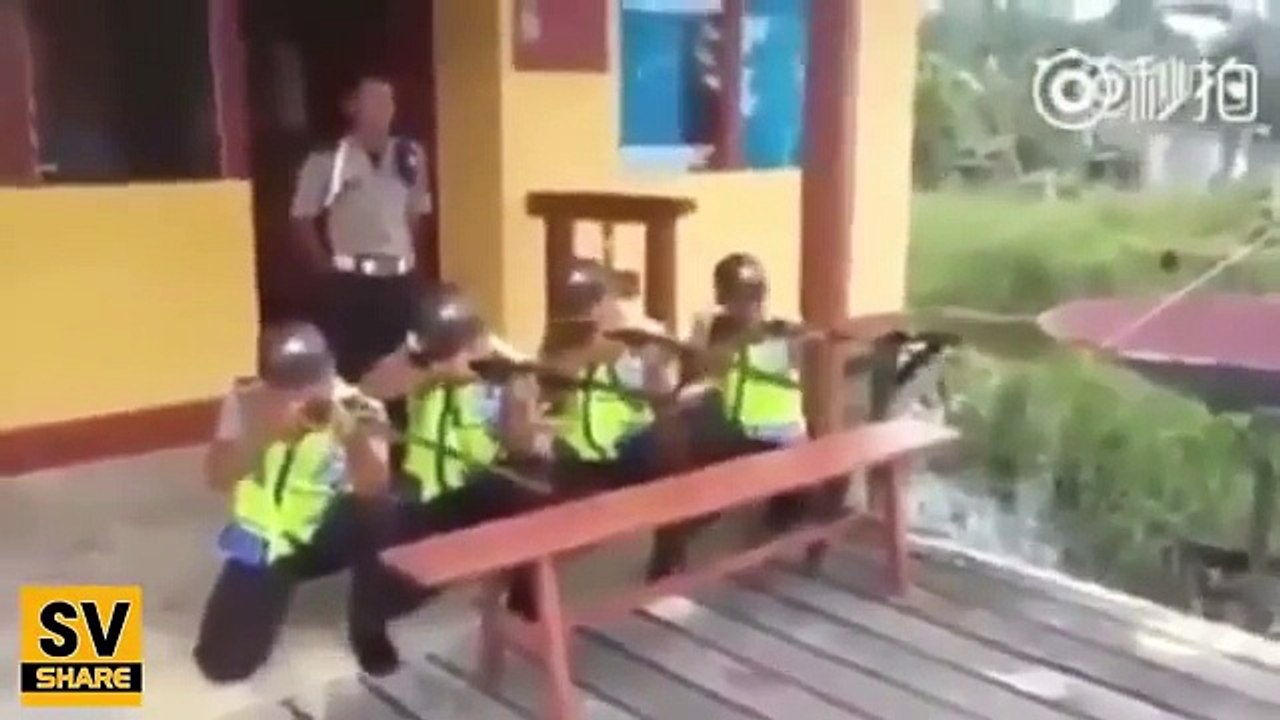 Viral Funny Chines Video New -2017 ! You Never Stop Laughing - Latest Funny Video