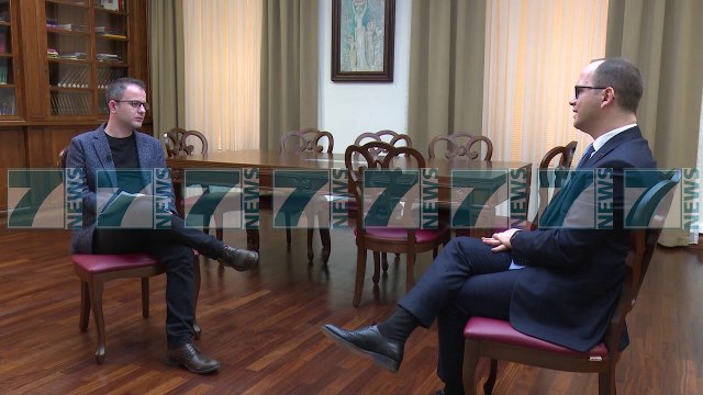 “ZBUTET” MINISTRI BUSHATI, JEMI NJE SKUADER ME METEN - News, Lajme - Kanali 14