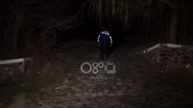 Ora News - Grabitje me armë në Korçë, autorët dhunojnë dy persona dhe i marrin makinën