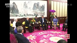 [中国新闻]习近平会见柬埔寨国王和太后 | CCTV-4