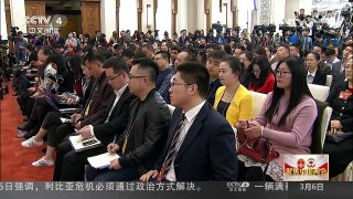 [中国新闻]全国政协十二届五次会议记者会 政协委员谈促进经济平稳 | CCTV-4