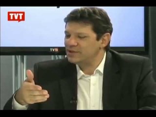 Poder econômico na comunicação é contra a democracia, disse o prefeito Haddad