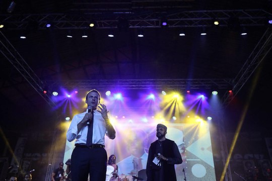 Interview du Président de la République, Emmanuel Macron, lors de sa visite au New Afrika Shrine à Lagos, Nigeria