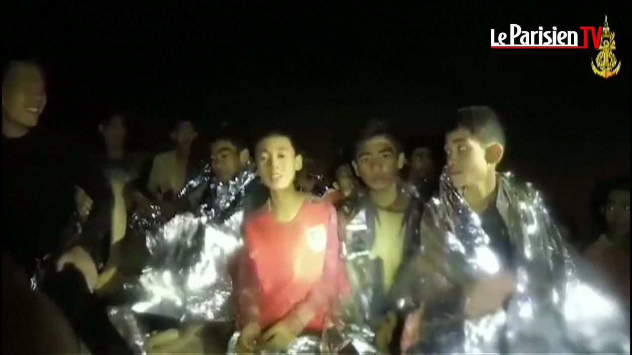 Enfants bloqués dans une grotte : un médecin auprès d’eux