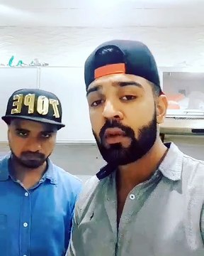 Aise Na Mujhe Tum Dekho ( Whatsapp Status)