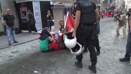 İstanbul Gezi'nin Bayrakçısı Ali Sarıçiçek'in Aralarında Bulunduğu 20 Sanığa Beraat...