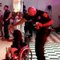 Un policier américain invite une jeune fille handicapée à danser avec lui et émeut la toile