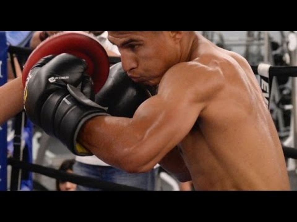 Mickey Garcia COMPLETE MITT WORKOUT!