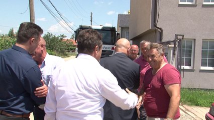 Kryetari Gjini inspekton punimet infrastrukturore në qytet dhe në fshatin Osek Hylë - Lajme