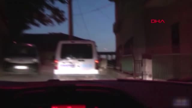 Kocaeli Kocaeli'de Haklarında Yakalama Kararı Bulunan 32 Kişi Gözaltına Alındı Hd