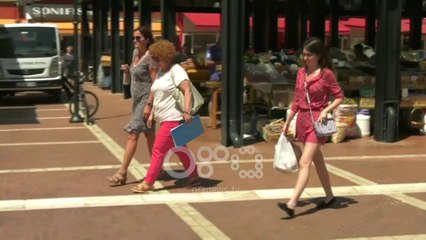 Ora News- Nga sot qeset plastike të paligjshme, Klosi takon kryeinspektorët e mjedisit