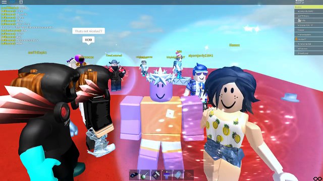 i gave a noob 10,000 robux, then this happened... (roblox)
