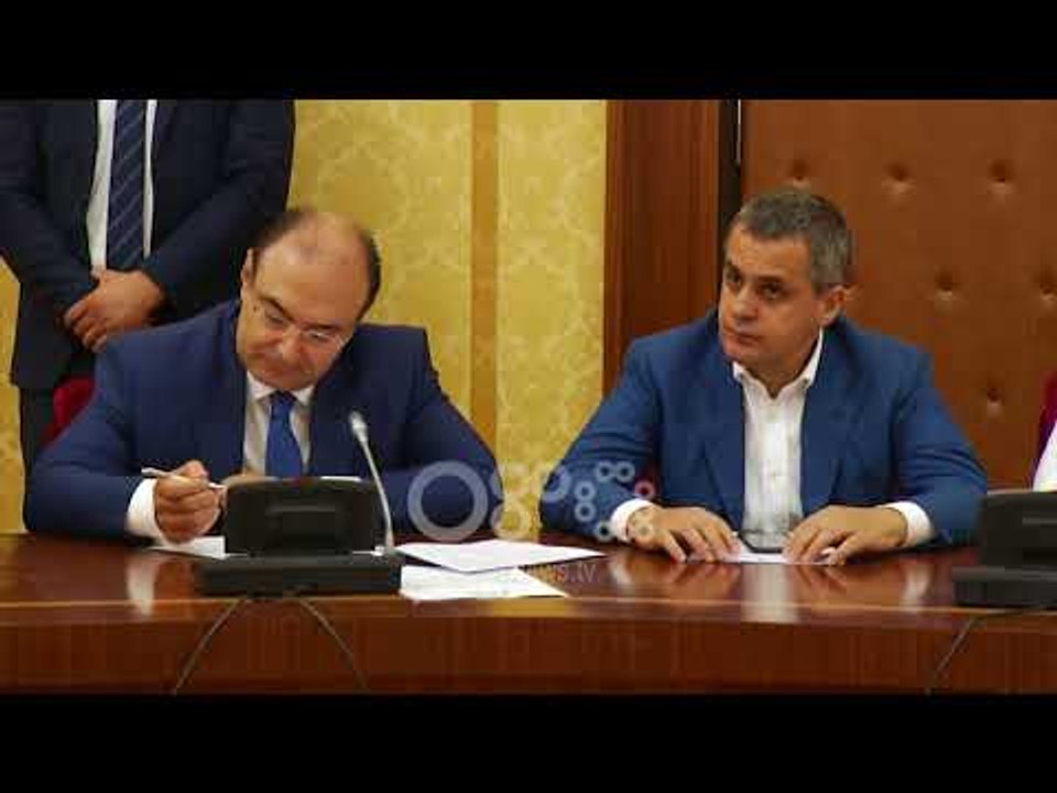 Ora News- Noka: Kuvendi noter i vjedhjes dhe pastrimit të parave, Braçe: Sillni prova!
