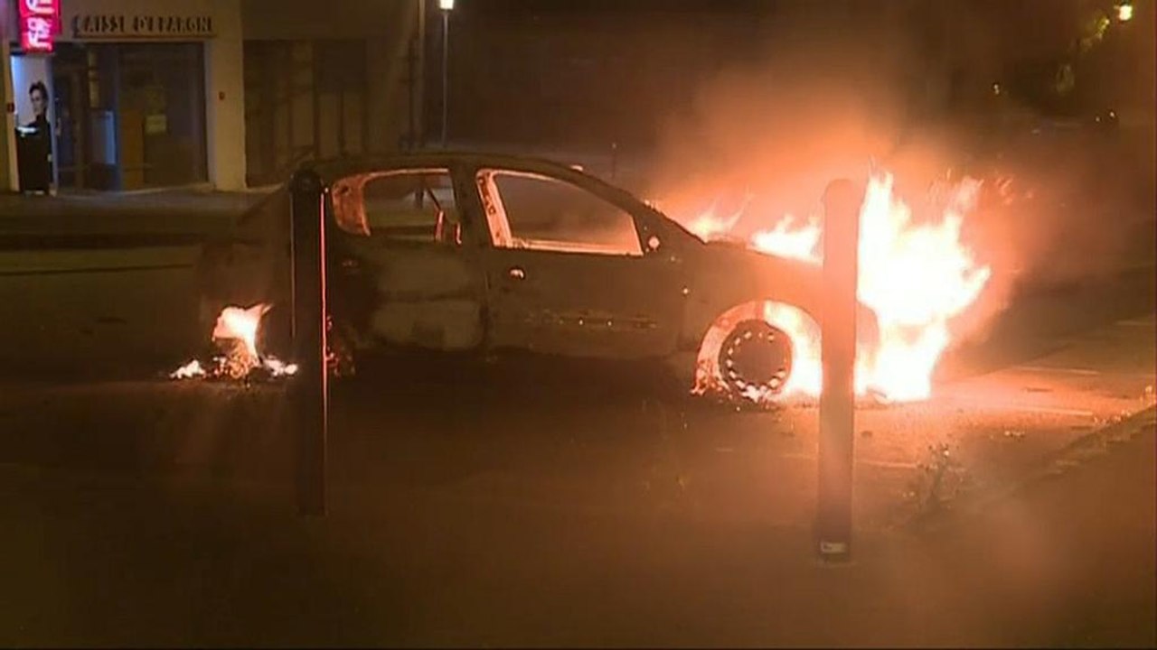 Frankreich: Randale nach Tod bei Verkehrskontrolle